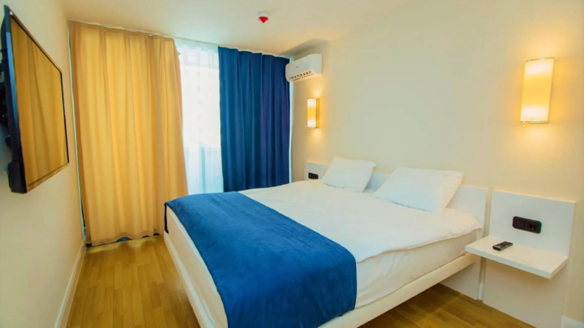 باتومي Panorama Suites - City Center Sea View 5*,